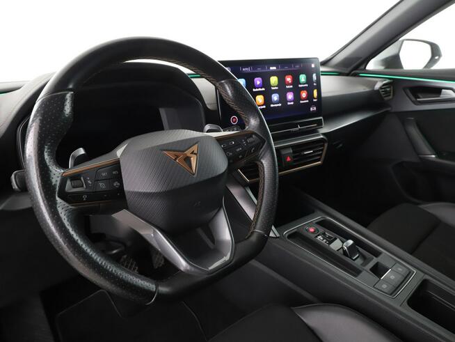 Cupra Formentor PHEV full LED półskóra virtual cocpit navi kamera i czujniki parkowani