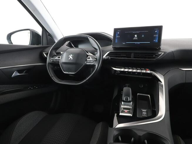 Peugeot 5008 FV23% automat 7-osob. navi kamera tempomat LED