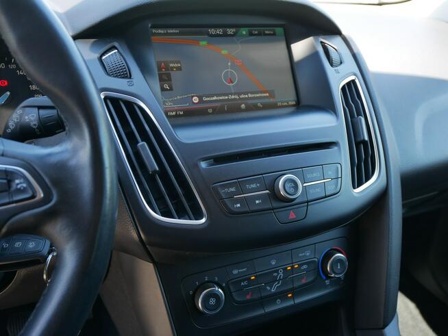 Ford Focus 1.0 E-Bst 100KM Kombi -Nowy Rozrząd Kpl -Pakiet zima -Navi -GWARANCJA