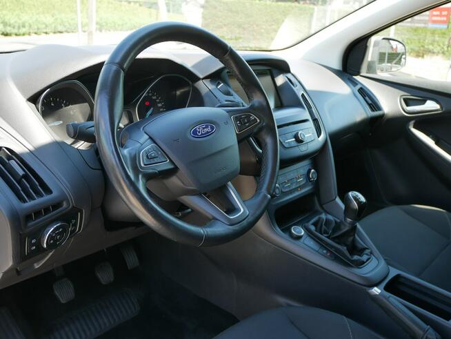 Ford Focus 1.0 E-Bst 100KM Kombi -Nowy Rozrząd Kpl -Pakiet zima -Navi -GWARANCJA