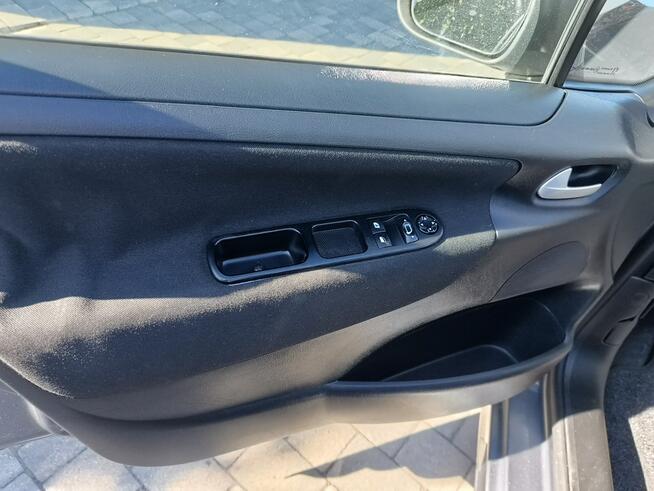 Peugeot 207 1.4 Benzyna 73 KM Zarejestrowany Oryginalny Przebieg