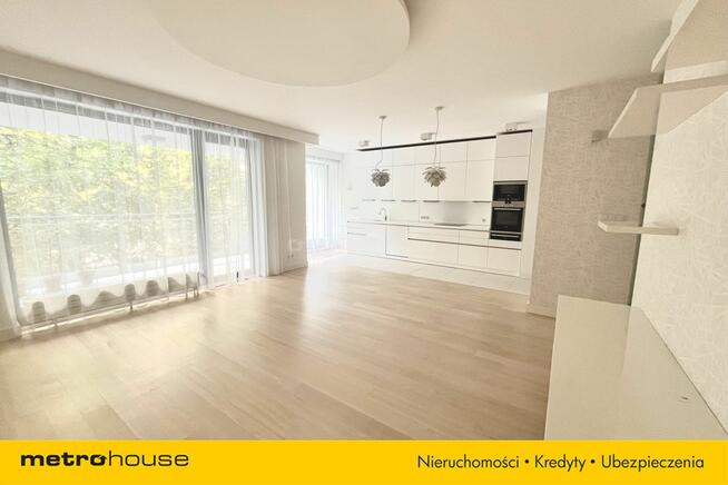 133 m² Recepcja 24h Taras 2 garaże