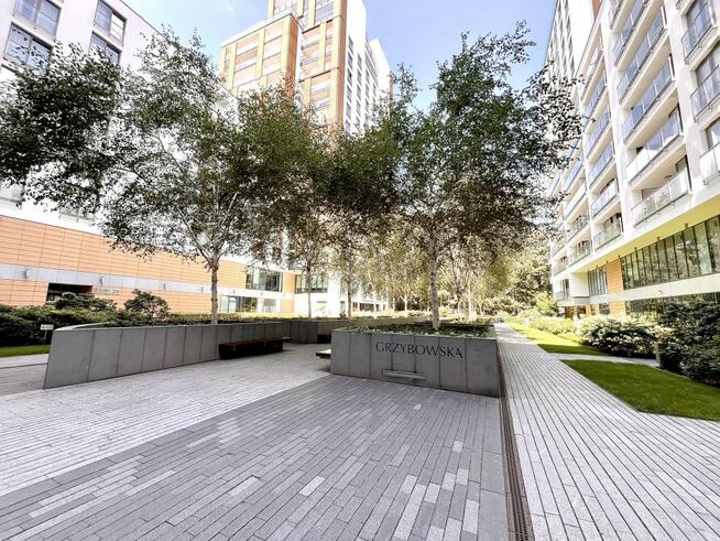 133 m² Recepcja 24h Taras 2 garaże
