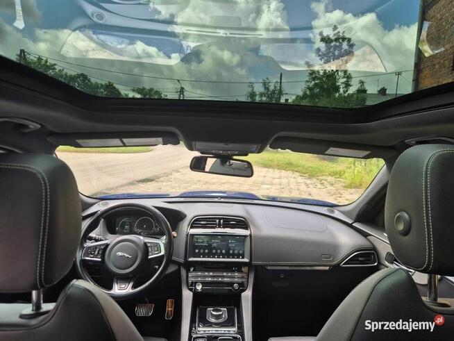 Jaguar F-PACE S 3.0 V6 Supercharged Benzyna 381KM