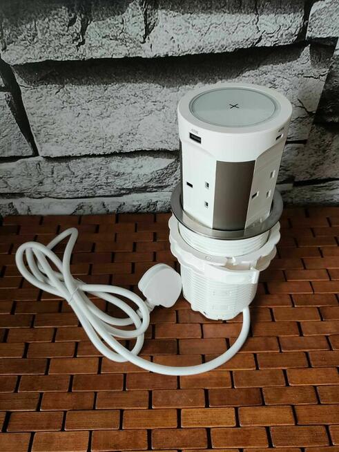 Wysuwane Gniazdko Elektryczne USB USB-C nablatowe do biurka
