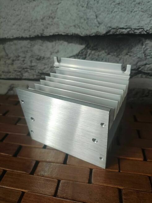 Radiator chłodzenia przekaźników półprzewodnikowych SSR i100
