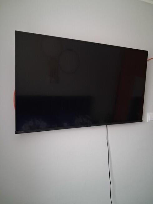 Pakiet ruchomości (TV, smartwatch, odkurzacz)