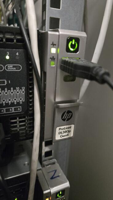 Serwer HP PROLIANT DL380p GEN8 - 2 szt.