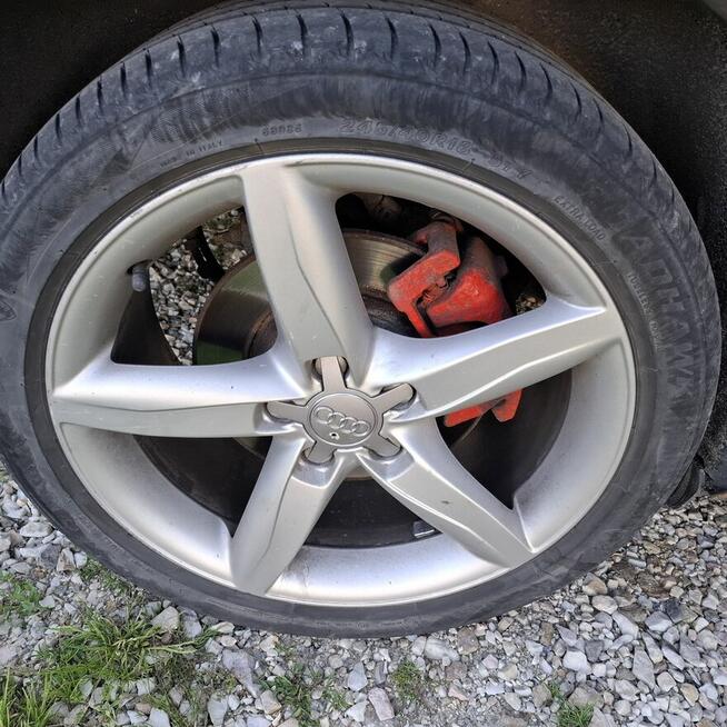 Audi a4b8 tfsi 2009 rok