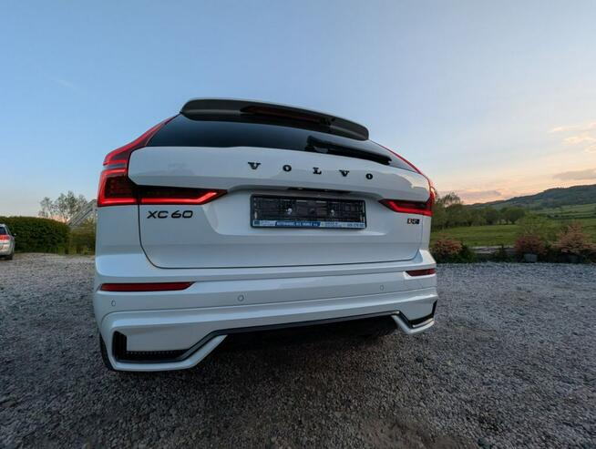 Volvo XC 60 Panoramadach, kamera 360, harman/kardon Jak Nowy