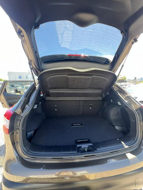 Nissan Qashqai Kamera, Czujniki, hak
