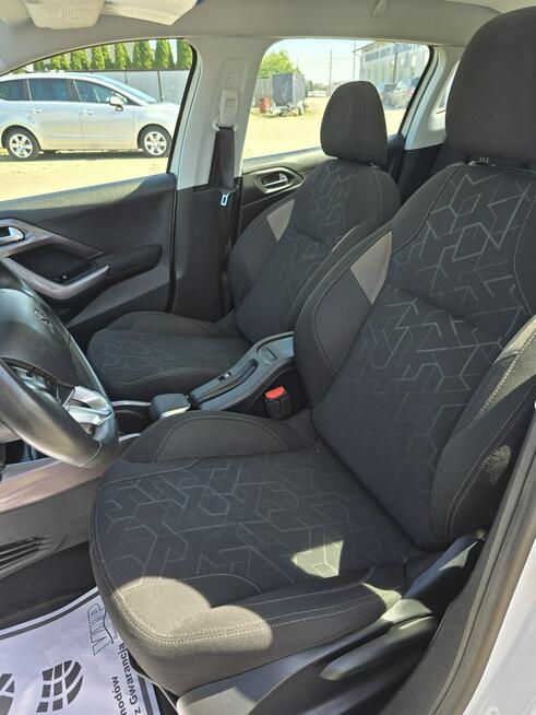 Peugeot 2008 1,2Turbo Benz. Automat.Navi.Ledy.Panorama Dach.Klimatronic.SERWIS!