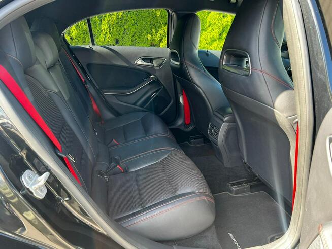Mercedes A45 AMG A 45 AMG 4Matic AMG Speedshift