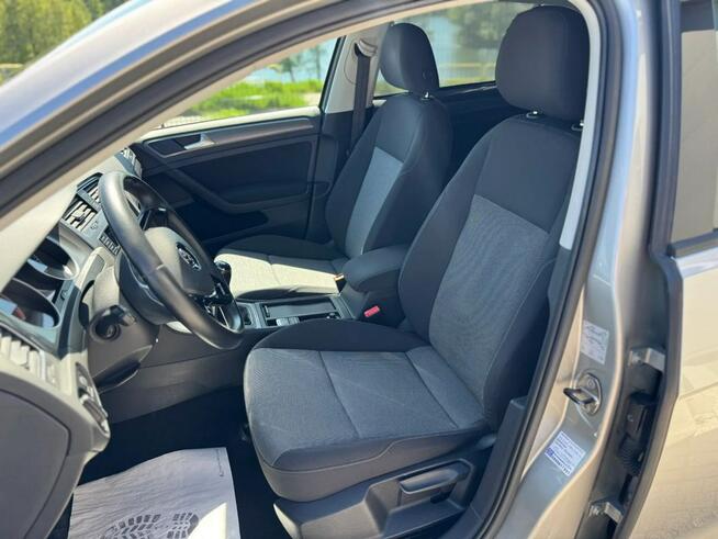 Volkswagen Golf NAWIGACJA*BENZYNA*5 drzwi*zadbany