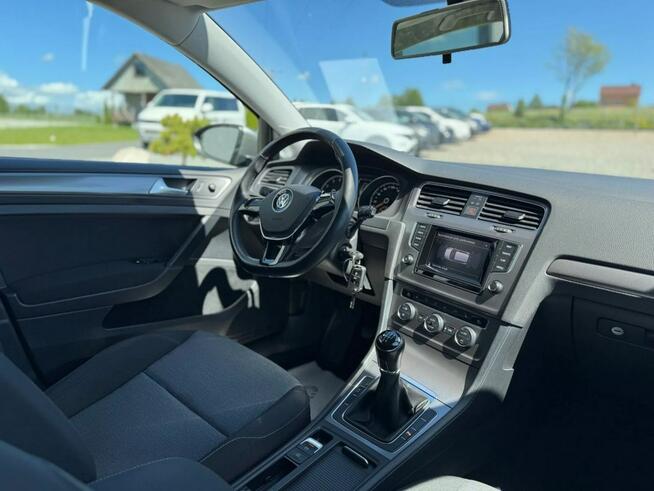 Volkswagen Golf NAWIGACJA*BENZYNA*5 drzwi*zadbany