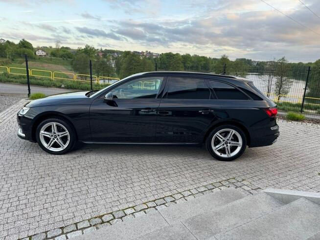 Audi A4 2.0 ben*czarny sufit*martix*ambiente
