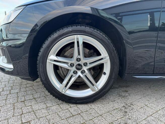 Audi A4 2.0 ben*czarny sufit*martix*ambiente