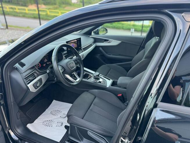 Audi A4 2.0 ben*czarny sufit*martix*ambiente