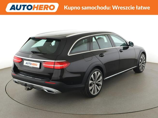 Mercedes E 220 All-Terrain automat 4x4 grzane fotele navi kamera tempomat LED