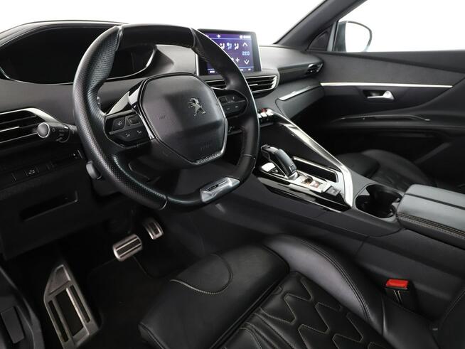 Peugeot 3008 automat full LED skóra el. fotele z pamięcią panorama navi kamery