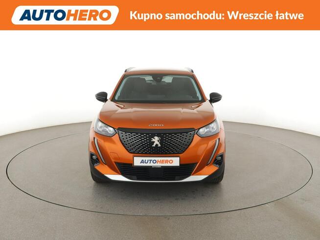 Peugeot 2008 automat full LED virtual cocpit klima auto kamera i czujniki pzrkowani