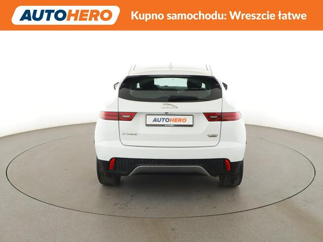 Jaguar E-Pace automat, 4x4, niski przebieg, led, ambient, navi