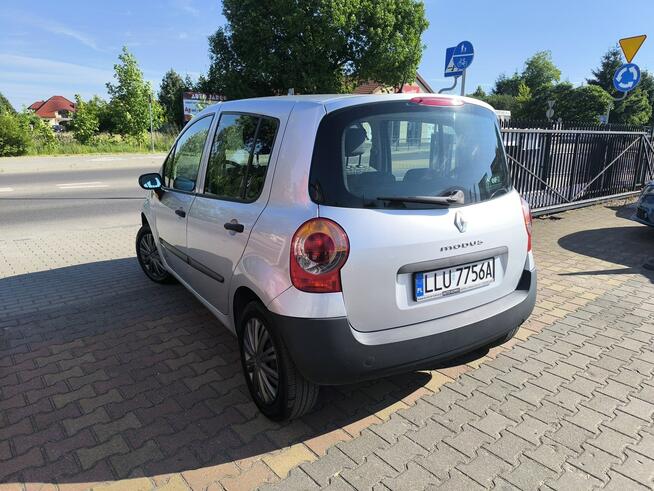 Renault Modus 1.2i 16V 75KM Klimatyzacja