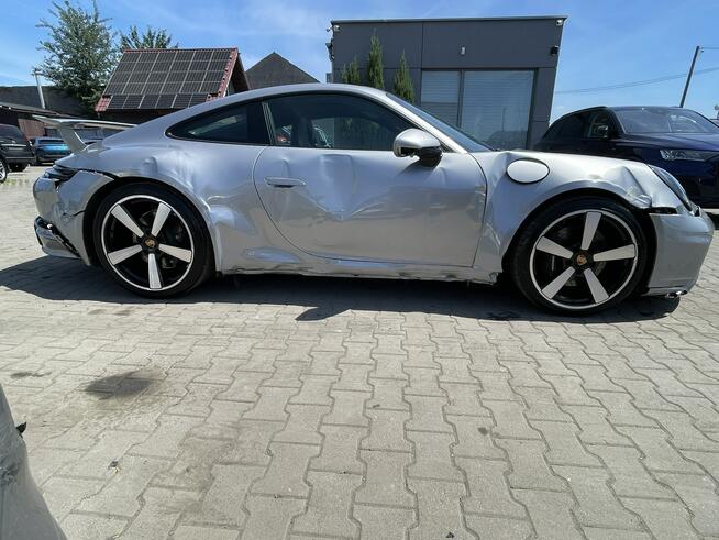 Porsche 911 Carrera