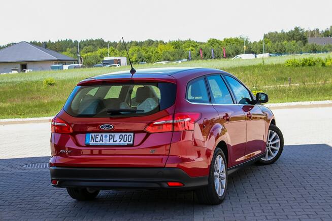 Ford Focus Nawigacja Ledy Skóry Podgrzewane Fotele Tempomat ST