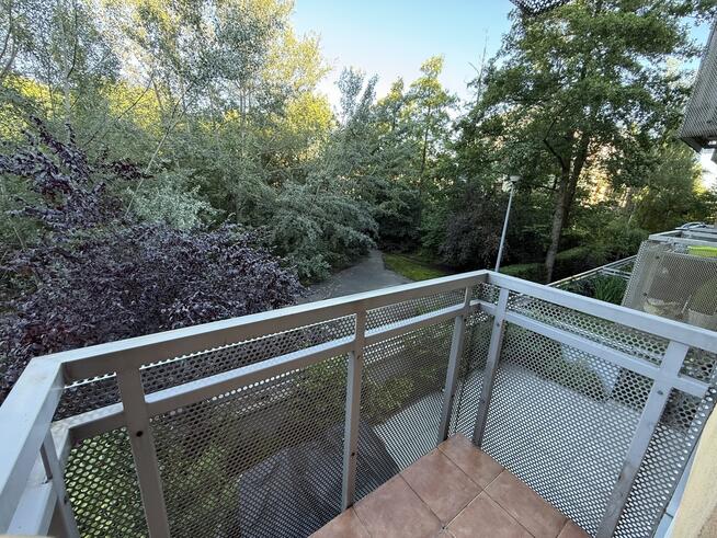 Mieszkanie 2-pok wśród zieleni | Balkon| Zwycięska