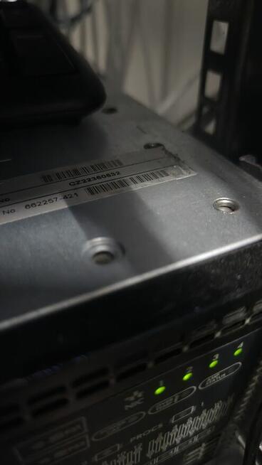 Serwer HP PROLIANT DL380p GEN8 - 2 szt.