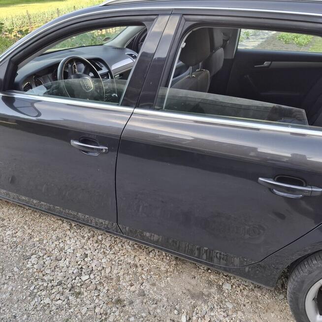 Audi a4b8 tfsi 2009 rok