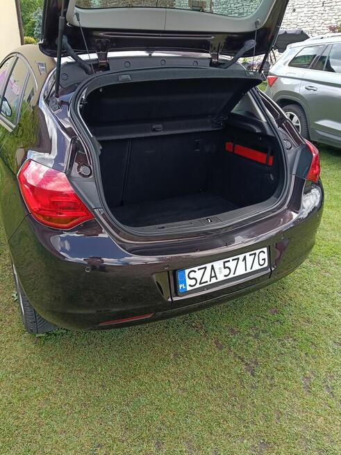 Opel Astra j benzyna