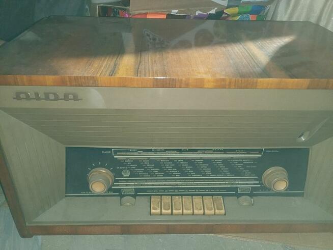 Radio z gramofonem AIDA 3201 z lat 60-tych PRL