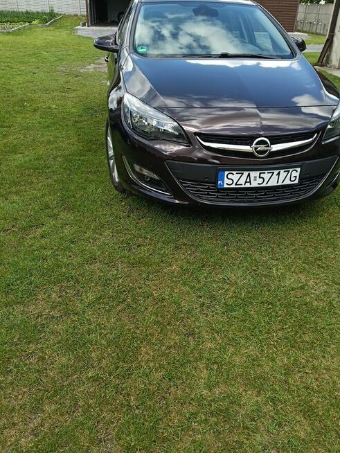 Opel Astra j benzyna