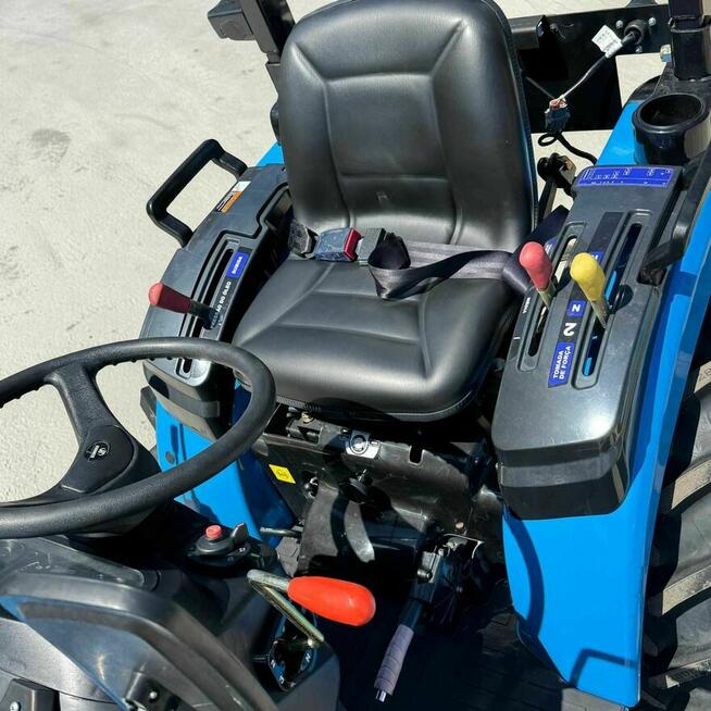 Hinomoto HM3025, 25hp, 4x4, SPECIAL Edition BLUE