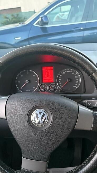 Sprzedam Volkswagen Touran siedmioosobowy 2009 rok