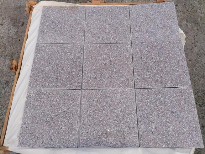 Płytki granitowe G664 NEW 30,5x30,5x1 polerowane