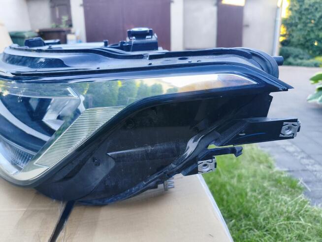 Lampa lewa przód tiguan 2
