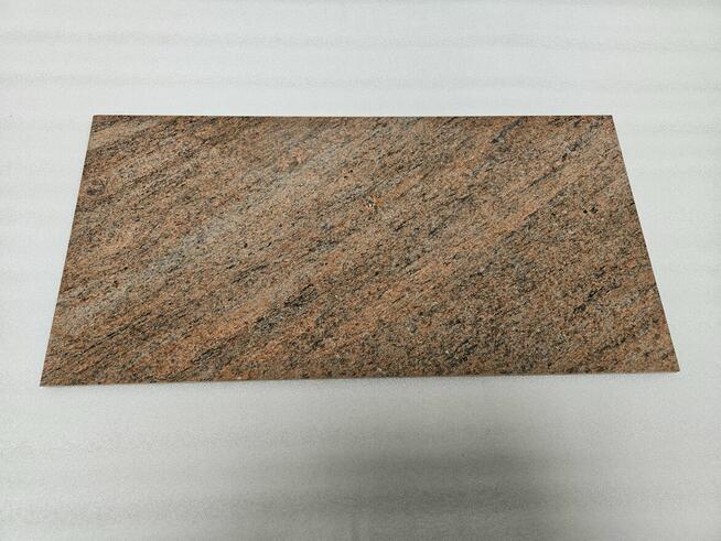Płytki granitowe MULTICOLOR RED 61x30,5x1 polerowane