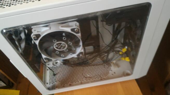 Obudowa Fractal Design Focus G (FD-CA-FOCUS-BK-W)