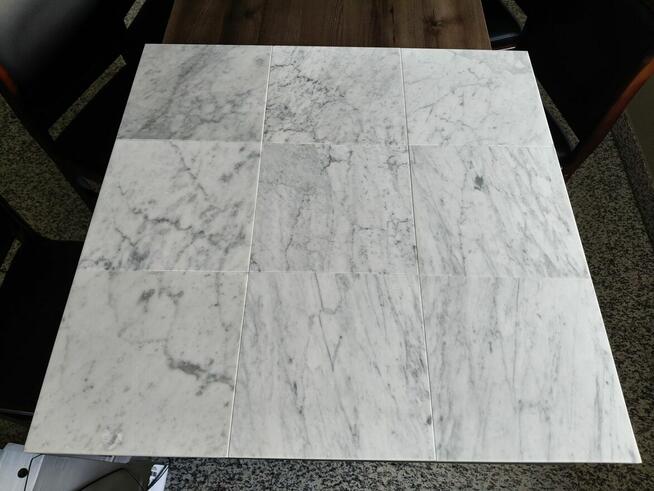 Płytki Marmurowe CARRARA BIANCO 30,5x30,5x1 poler, mat