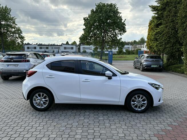 Mazda 2 Rezerwacja