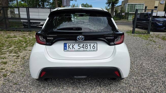 Toyota Yaris 1.5HSD 125KM Salon PL Bezwypadkowy Oryginalny lakier Serwisowany