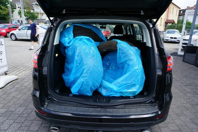 Ford S-Max zarejestrowany, ubezpieczony