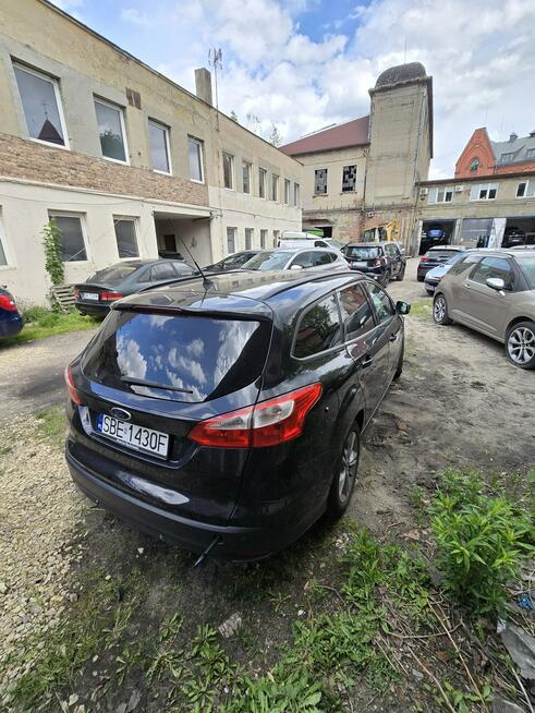 ford focus 2014 po szkodzie uderzony prawy przód Uszkodzony