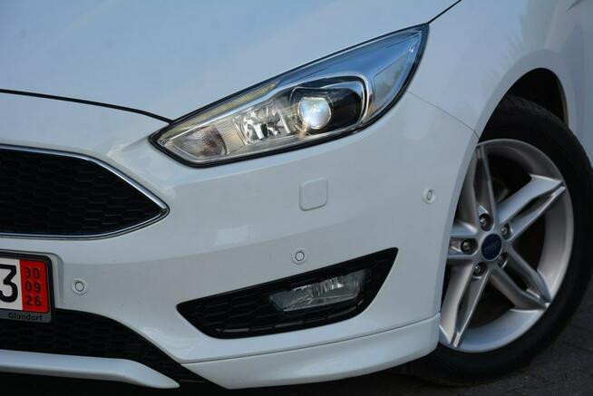 Ford Focus 1,5 Benz 150KM St-Line BiXenon Led Navi ParkAssit 1Wł. Super Stan z DE