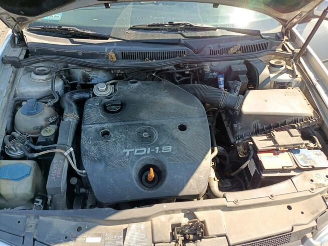 Volkswagen Golf 1.9TDI 90km 00r