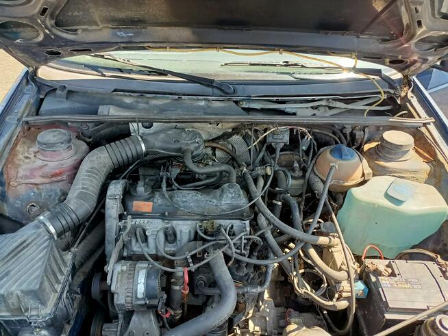 Volkswagen Passat 1.8 92r