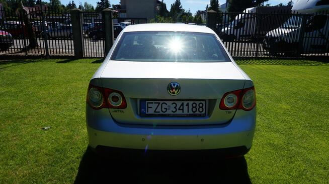 Volkswagen Jetta zarejestrowany, ubezpieczony. Gwarancja. Polecam